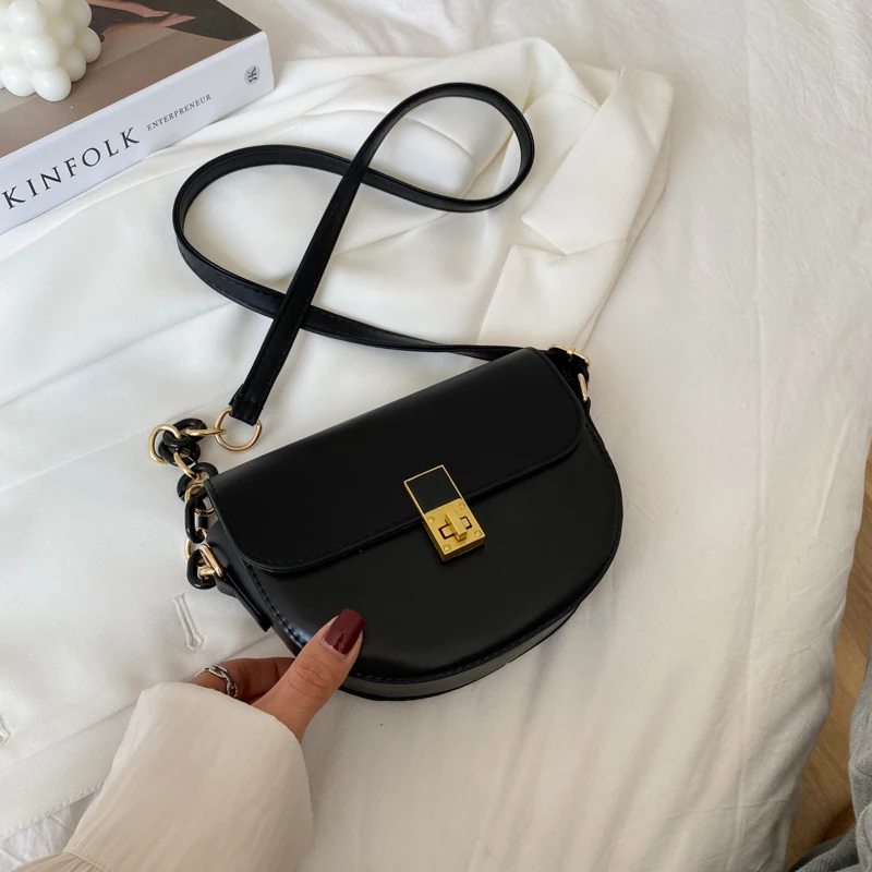 

New Woman Shoulder Bag Fashionable Simple Chain Messenger Bag High Quality Luxury Designer Handbag 2021 New Female Underarm Bag