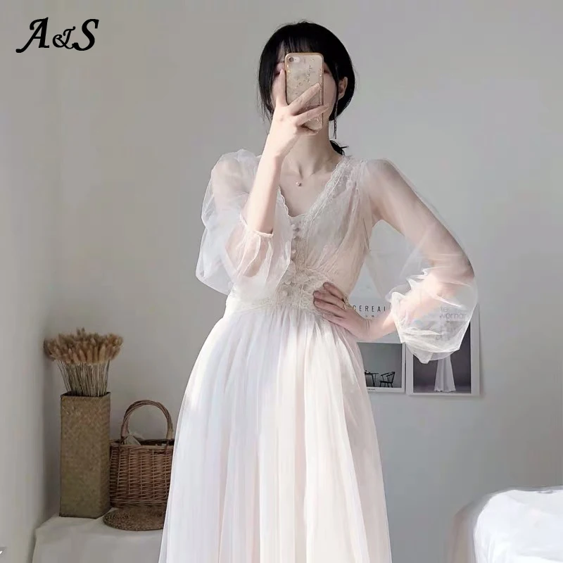 Купи Anbenser Women's Fairy Dress Sweet Mesh Vestidos Autumn 2020 Sexy V Neck Apricot Dress Female Pleated Party Dresses Plus Size за 1,226 рублей в магазине AliExpress