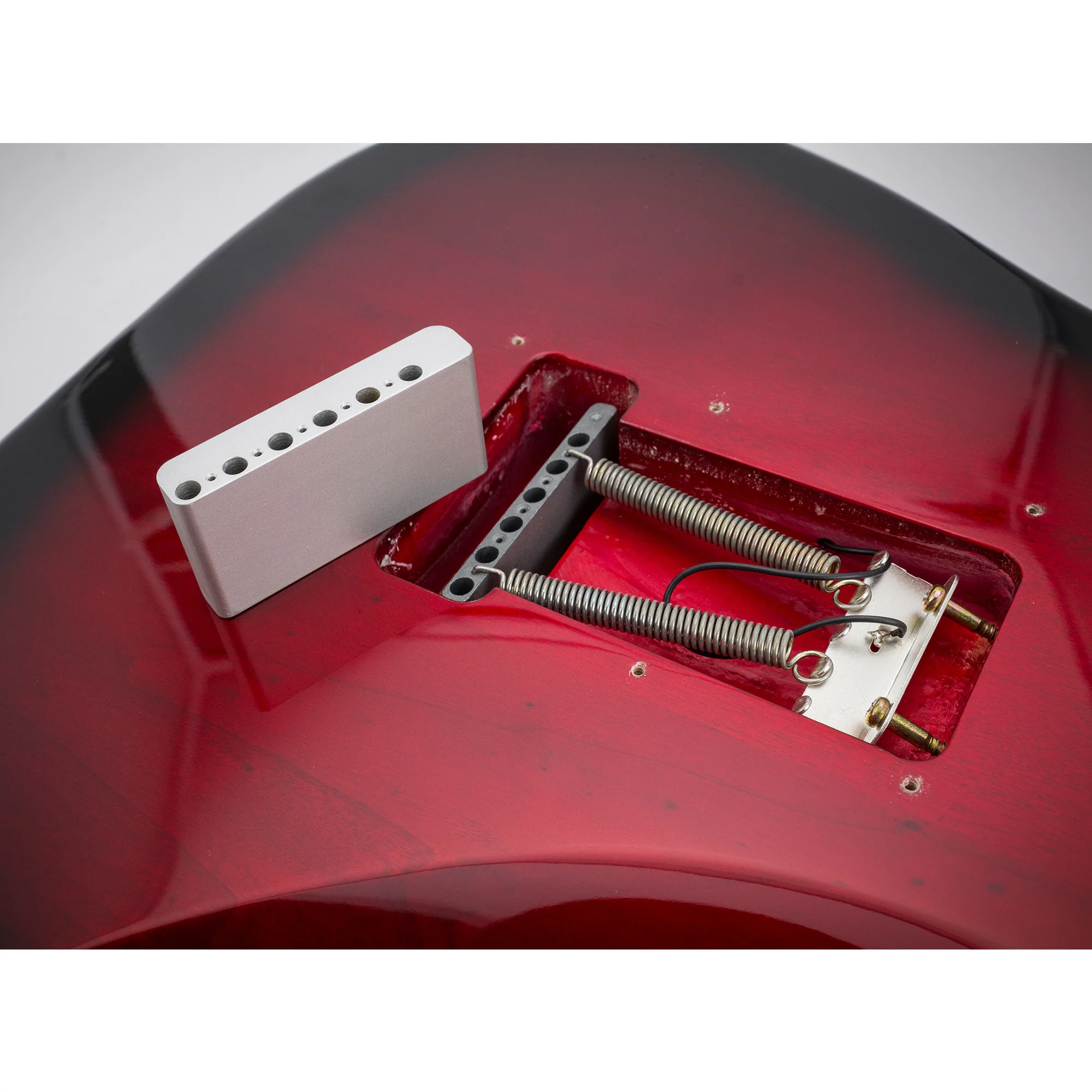 Музыкли Ультра 10,5 мм Сплошной стальной 36 мм Короткий тремоло-блок для индонезийской модели гитары Squier Bullet Strat and Pack.