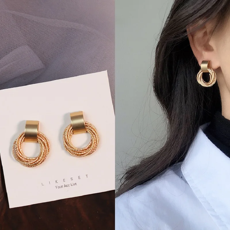 

2020 New Women's Earrings Fashion Geometry Round Metal Golden Earrings For Women Bride's Party Gifts Jewelry Wholesale