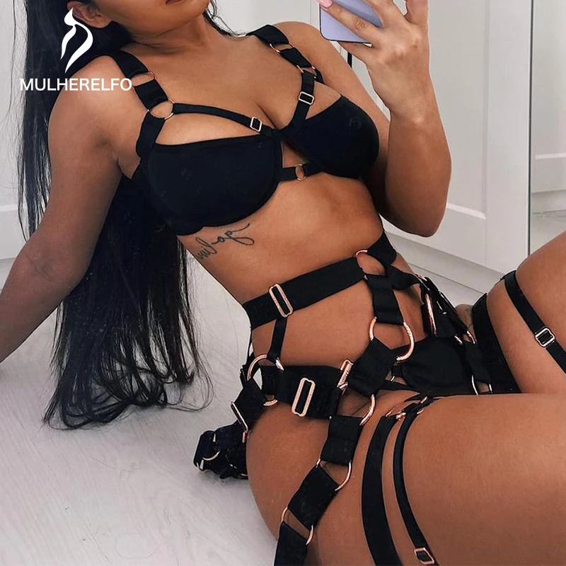 

Sensual Lingerie Goth Women's Underwear Set Black Hollow Out Splicing Brief 3 Pieces Underwire Bra Garters Bielizna Sets Female