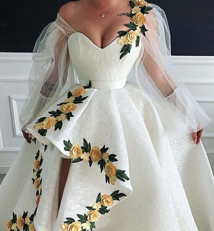 

New Arrival Sweetheart Appliqued Lace Pleated Long Sleeve Ivory Short Front Long Back Prom Dresses