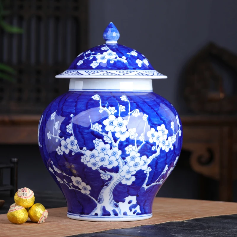 

Chinese Style Antique Blue And White General Tank Ceramic Tea Jar Plum Blossom Ornament Storage Tank Jingdezhen Porcelain Crafts