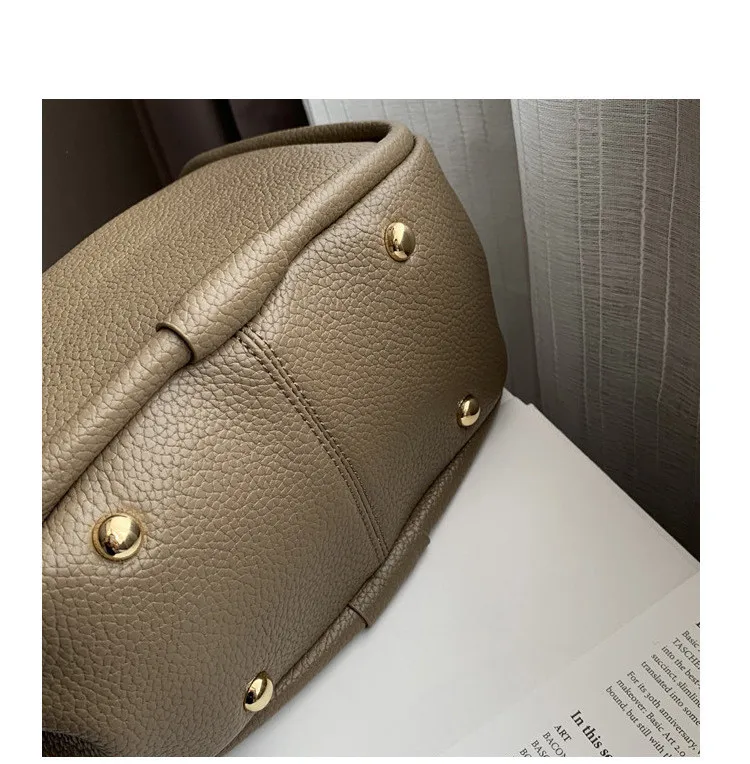 Роскошная Брендовая женская сумка на плечо с подушкой цвет хаки черный через