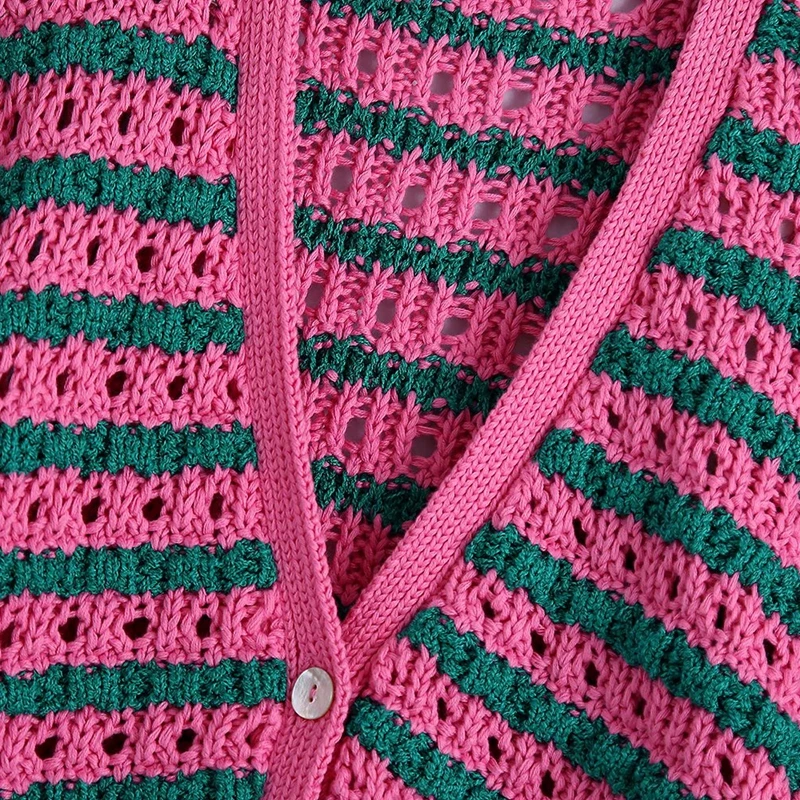 Кардиган женский трикотажный в полоску с V-образным вырезом и коротким рукавом |