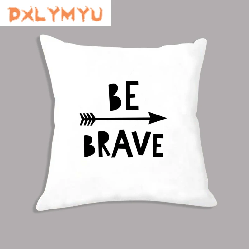 Чехол для подушки с Северными мотивами палатка изображением медведя и стрелы