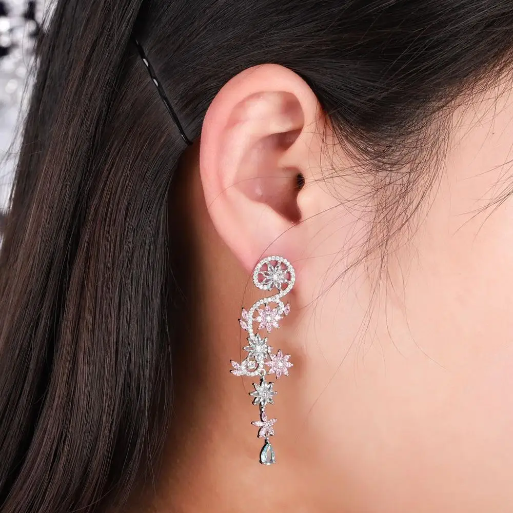 

European and American copper inlaid zircon earrings, women's flower earrings, micro-inlaid earrings, original factory accessorie