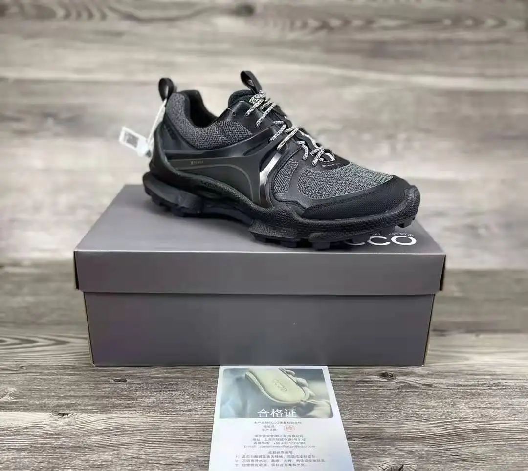 

Spring Summer Men Golf Shoes Anti Slip Comfortable Golf Sport Training Sneakers for Men Breathable Mens Golf Trainers 2021