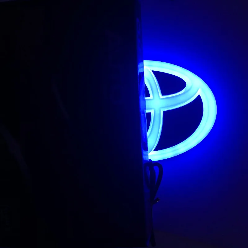 

4D Car Logo Badge LED Light Rear Car Logo Cold Light Lamp Suitable for Toyota LOGO Modification Decoration