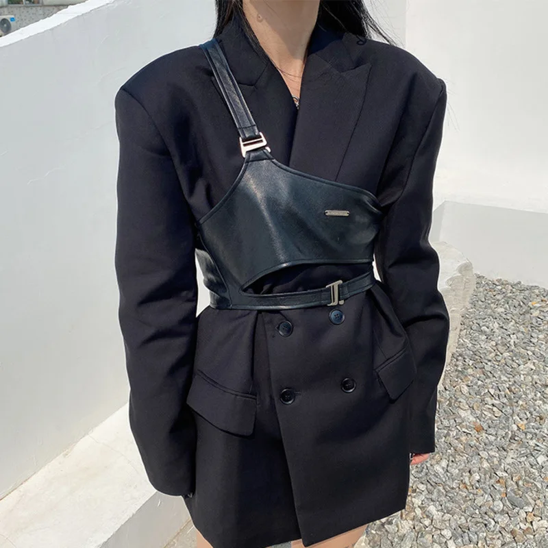 Женский жилет из искусственной кожи без рукавов с пряжкой в стиле Харадзюку|Топы|