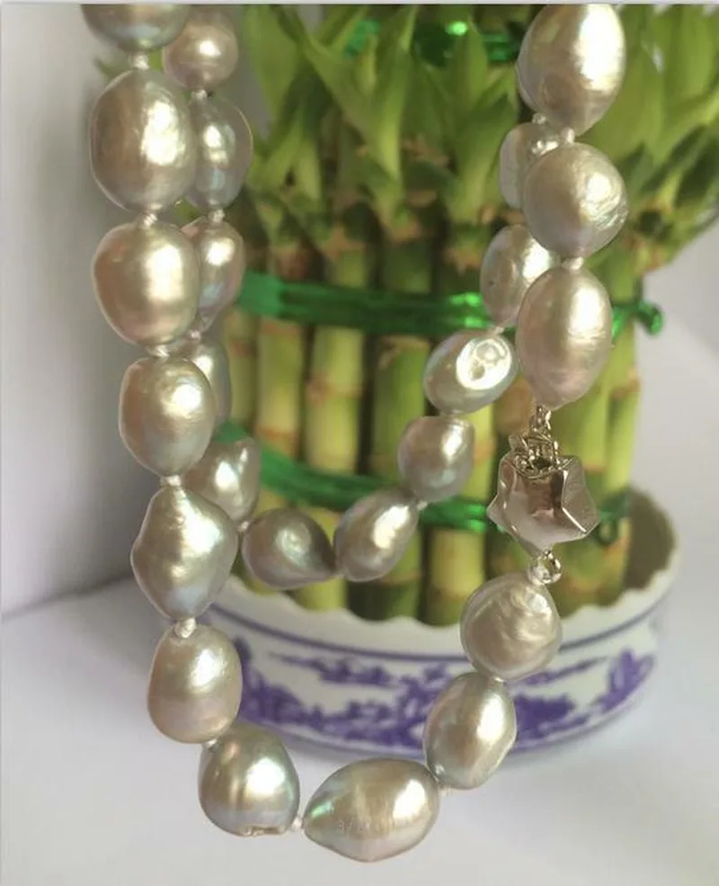 

Natural 9-10mm baroque Silvery white freshwater pearl necklace 18"
