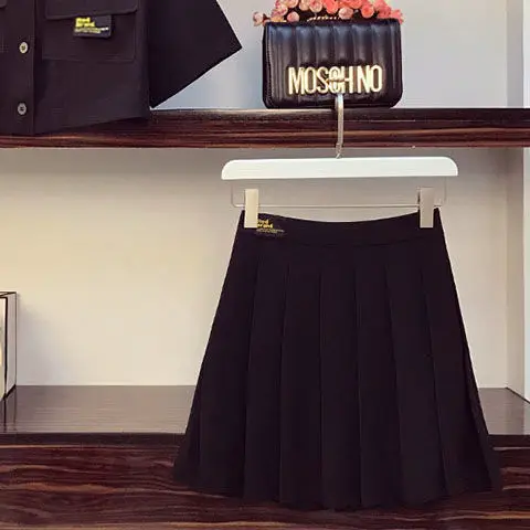 

Women Sets College Style Oversize Summer Chic Girls Outfits Mini Pleated Classic Black Skirts Single Breasted Vintage Crop Top