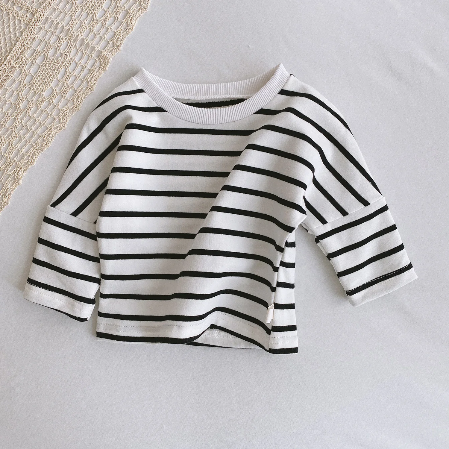 

WLG Boys Girls T Shirts Kids Clothes Autumn Striped O-neck Long Sleeve Tops Baby Casual All Match T Shirt 6-24 Months