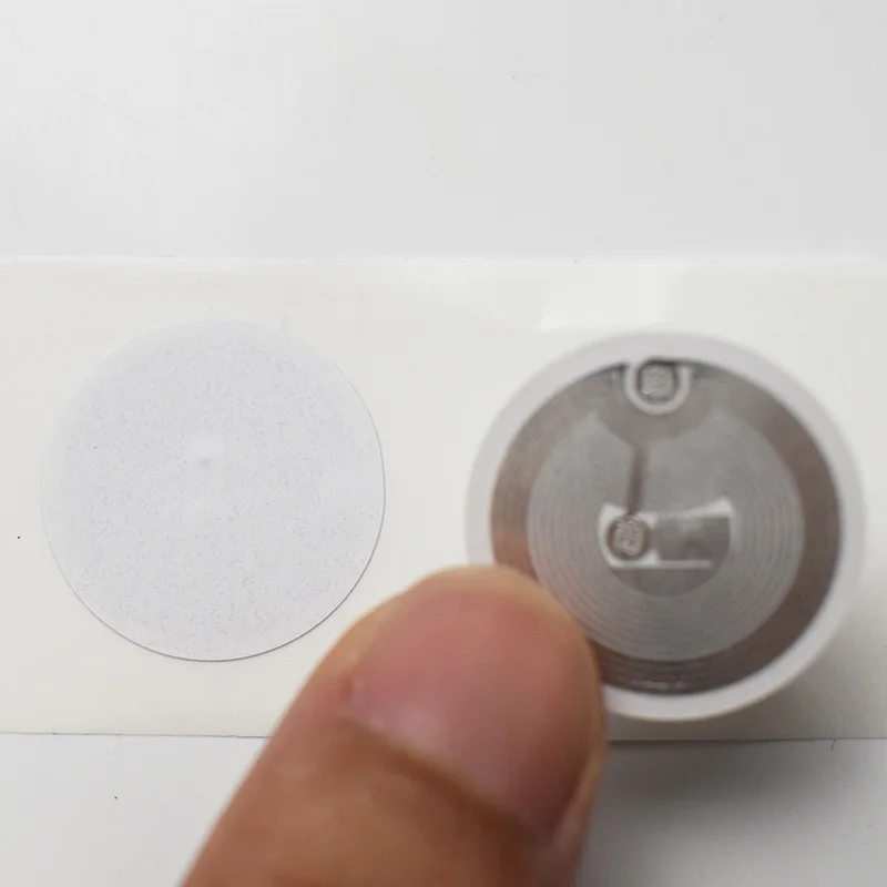 10pcs 13.56mhz UID changeable S50 1K NFC Phone Sticker Anti-metal Laber tag Sector 0 Block Rewritable Card Copy Clone | Безопасность и