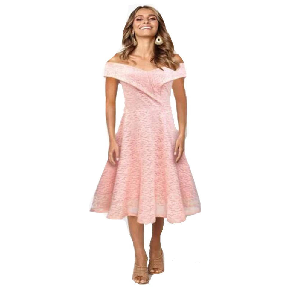 Женское вечервечерние платье до колен с вырезом лодочкой и открытыми плечами