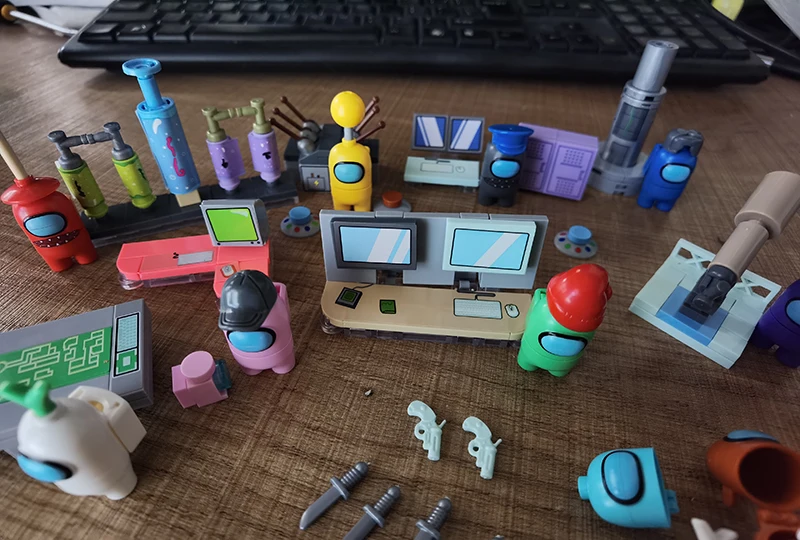 

8pcs/sets Game Series Among Us Space Alien Figures Model Building Blocks Bricks Action Figure Kids Toys Children Gift Xmas