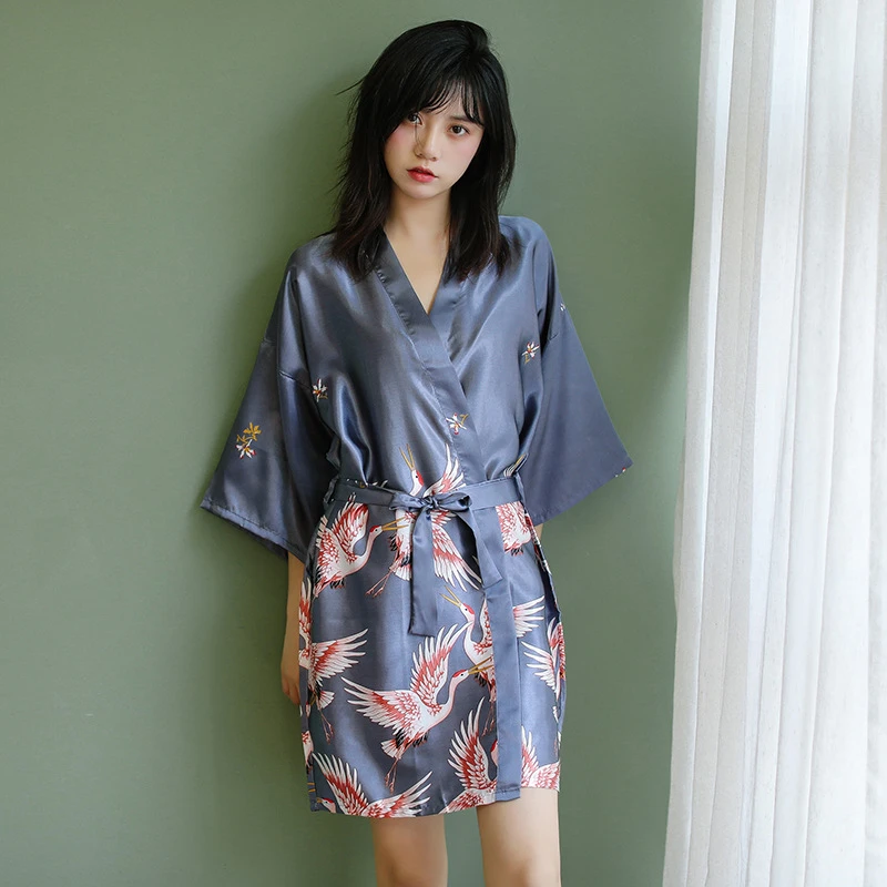 Шелковый Атласный Свадебный халат для невесты и подружки банный с птицами