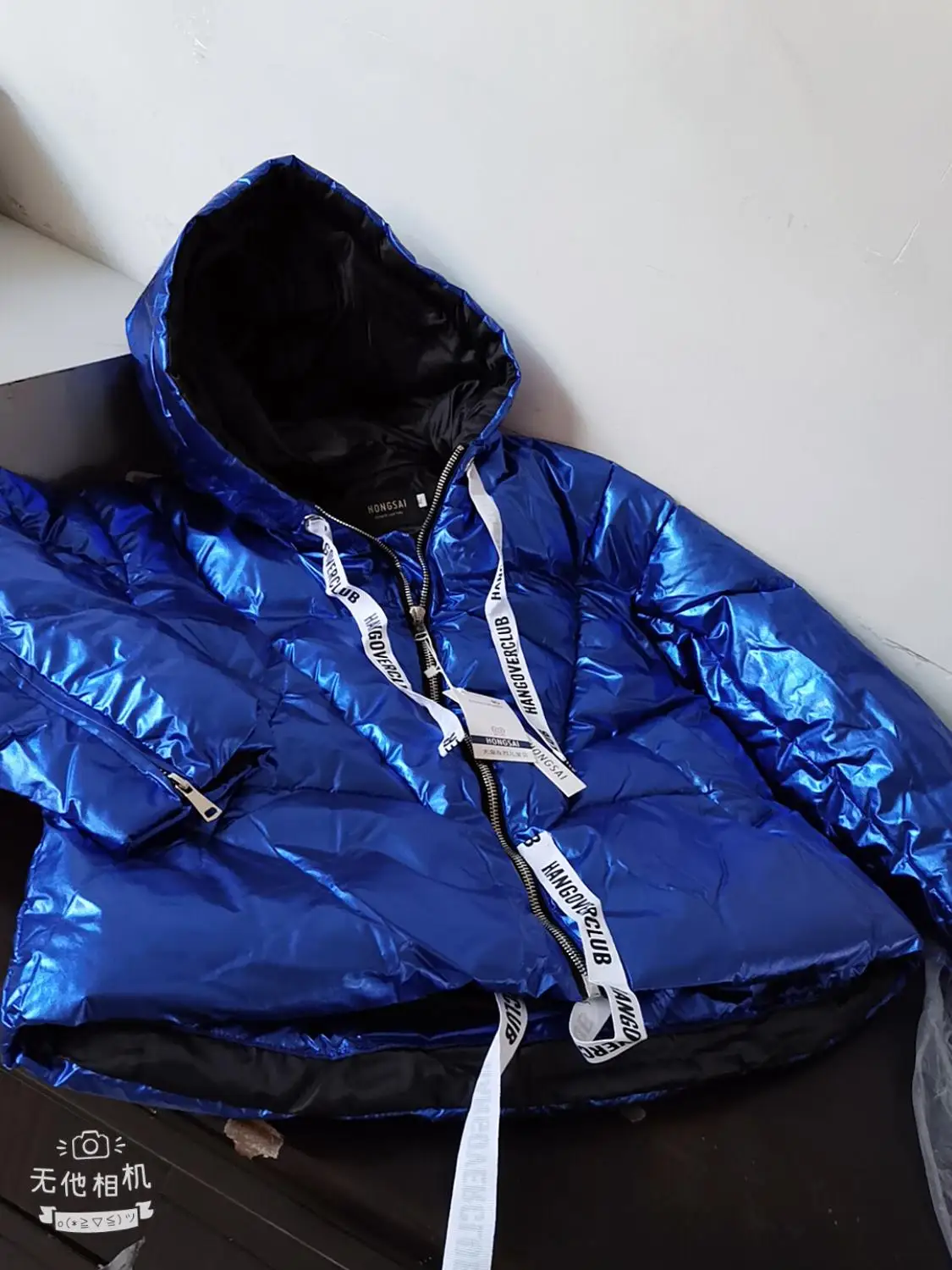 blue Зимняя куртка женская одежда модный Яркий глянцевый пуховик женская теплая парка свободного покроя размера плюс теплая верхняя одежда трапециевидной формы - Цвет: blue
