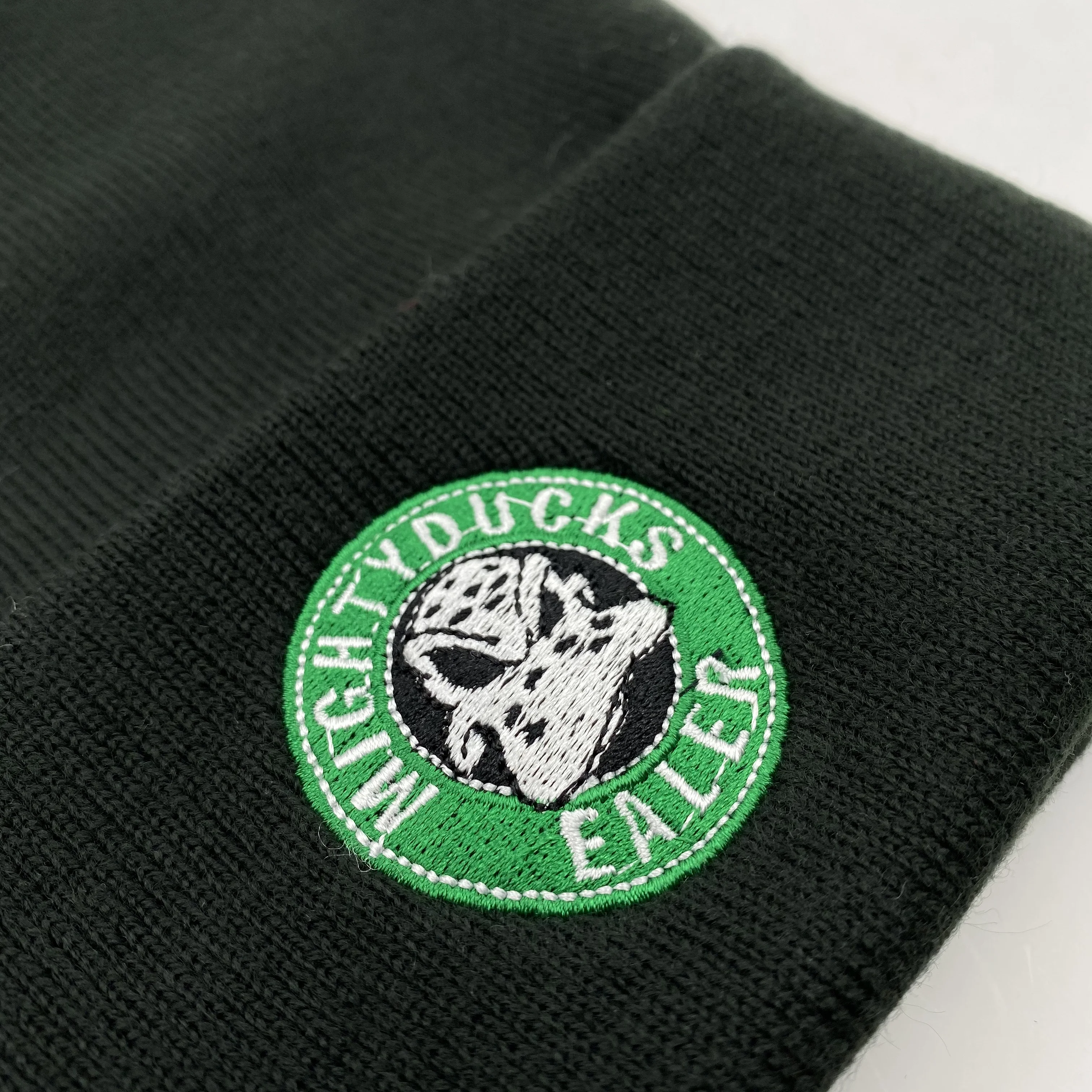 Хоккей бесплатная доставка высококачественные зимние вязаные шапки с вышитым