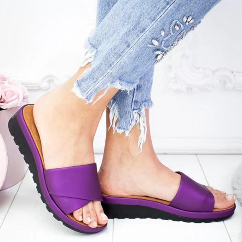 

Europe Plus Size 43 Women Slippers Summer 2021 Fashion Wedges Shoes for Woman Med (3cm-5cm) Casual Outside Slides for Women