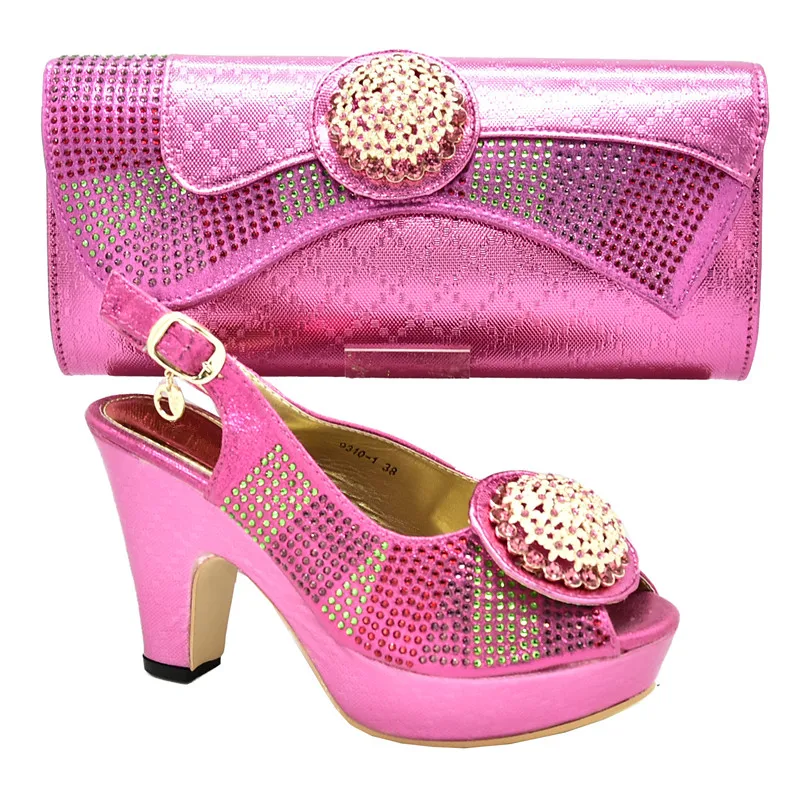 Модный итальянский комплект из туфель и сумочки Элегантная весенняя обувь