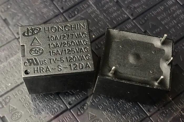 Реле 4 штырька (флейта/12 В/24 В-15 а) |