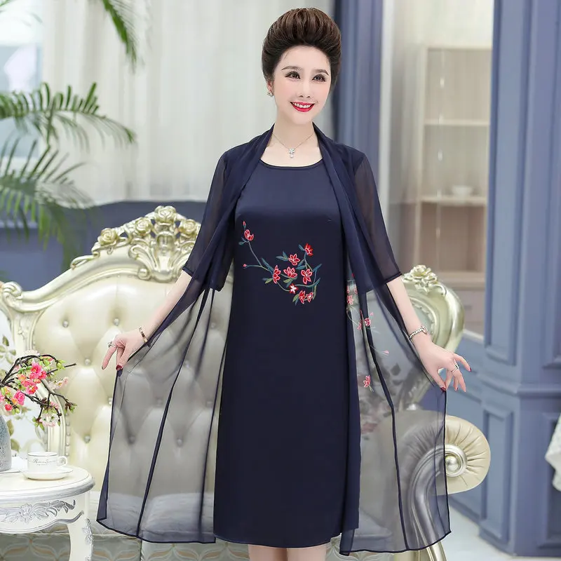 

Mature Women Elagant Silk Dresses Summer Green Red Navy Blue Flower Embroidered O-Neck Fake Two Pieces Orental Robe Plus Size