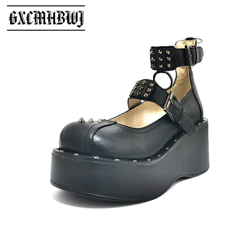 

GXCMHBWJ в готическом стиле панк, обувь на платформе с не сужающимся книзу массивным каблуком женская обувь черного цвета из натуральной кожи н...