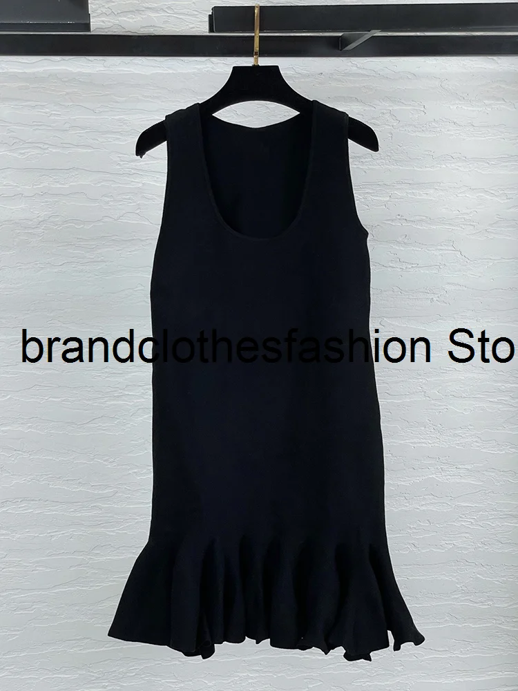 

Black Sexy Knit Blends Tank Top Dress Women High Quality All-Match Fashion U-Neck Sleeveless Ruffles Skirt Lady 2021 Autumn