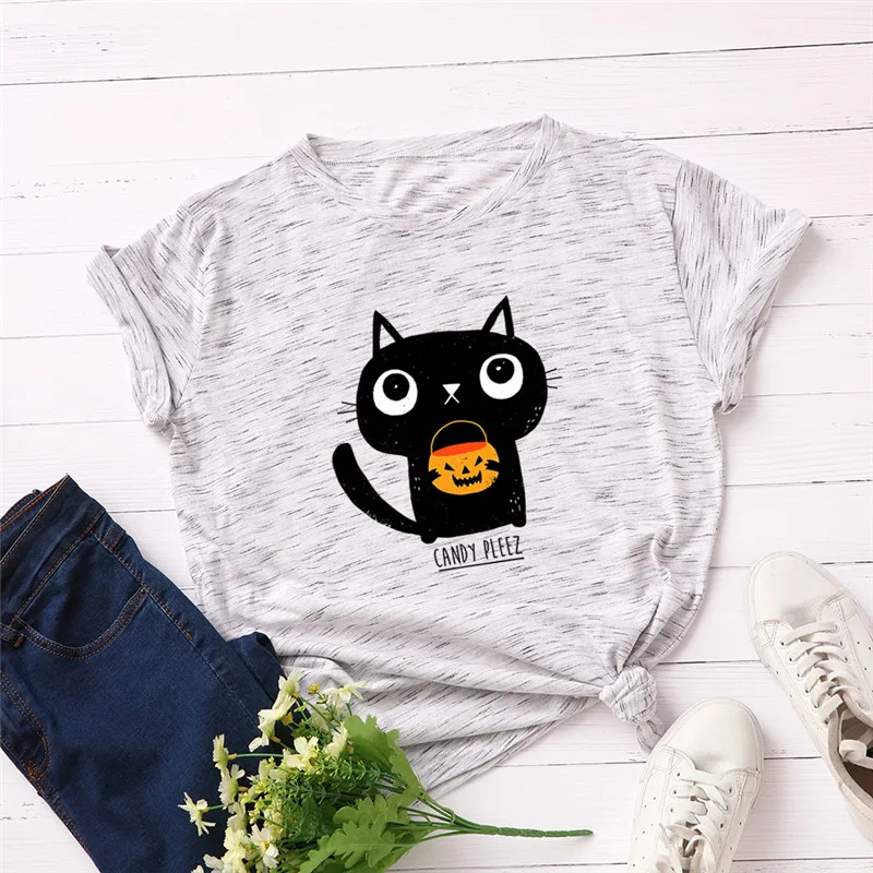 Женская футболка с круглым вырезом коротким рукавом и принтом в виде кошки |