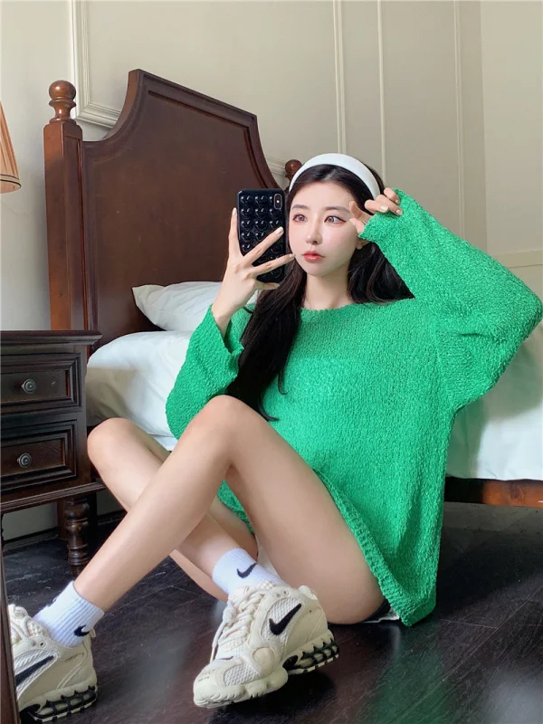 

Korean Loose and Pullover Length Nuyoah