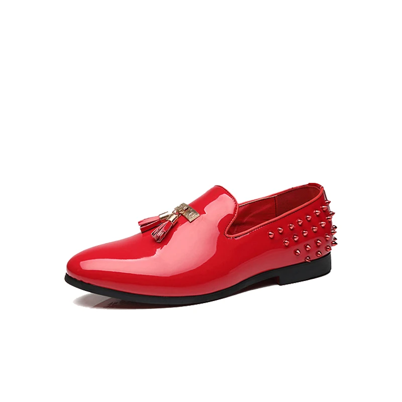 

New Loafers Solid Color Fashion Bright Leather Tassel Trend Rivet Tide Shoe Party Nightclub Barber Men Shoes Comfortable Low Cut