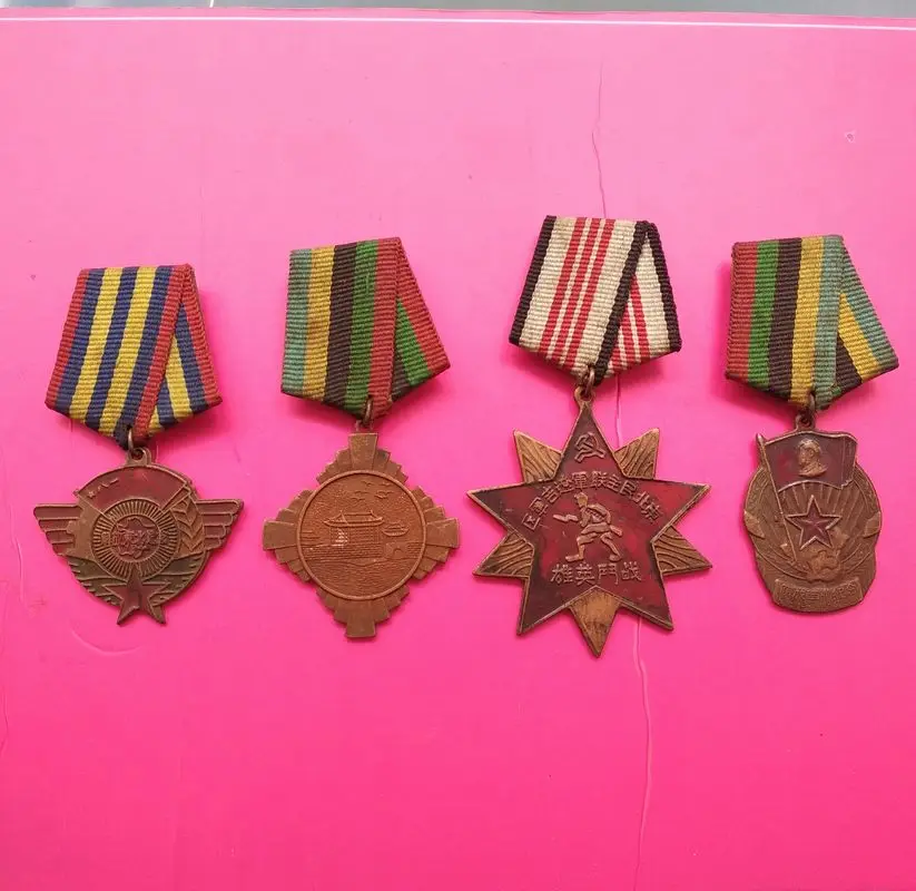 4 шт. Винтажный чехол с медалью времен Второй мировой войны CN. Символы команды юго