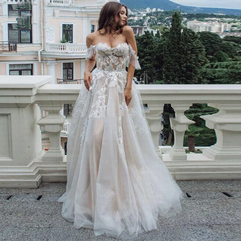 

Sexy Sweetheart Lace Appliques A Line Wedding Dresses Chic Off Shoulder Tulle Sleeveless Wedding Gowns Formal Brides Dress 2021