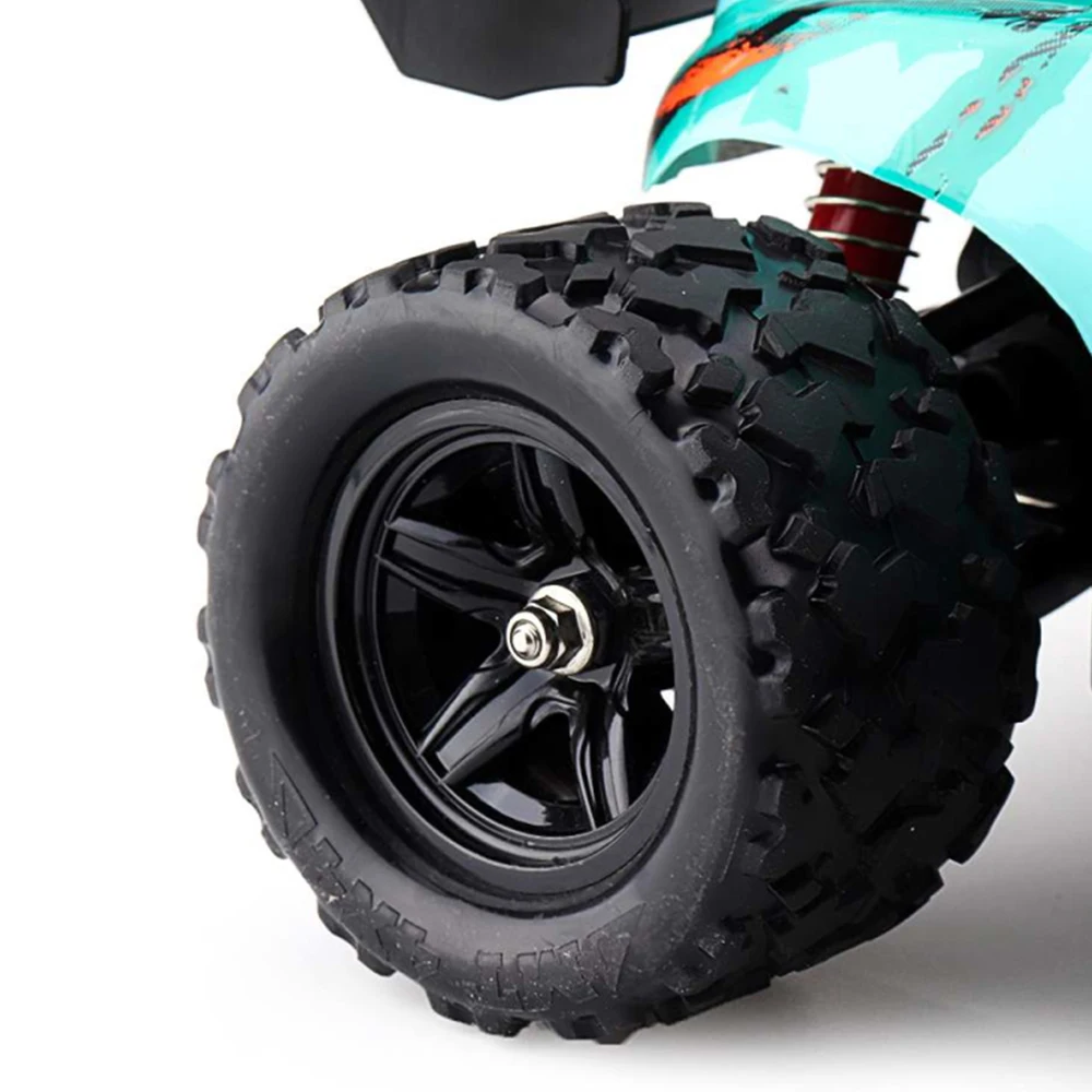 Радиоуправляемая машина 1:18 2 4 ГГц 4WD высокоскоростная быстрая 36 км/ч
