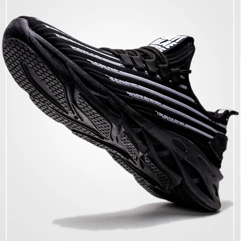 

2020 Hot Sale Flying Mesh New Arrival Men Shoes Autunm Outdoor Sports Running Trainers Breathable Lightweight Casual Sneakers