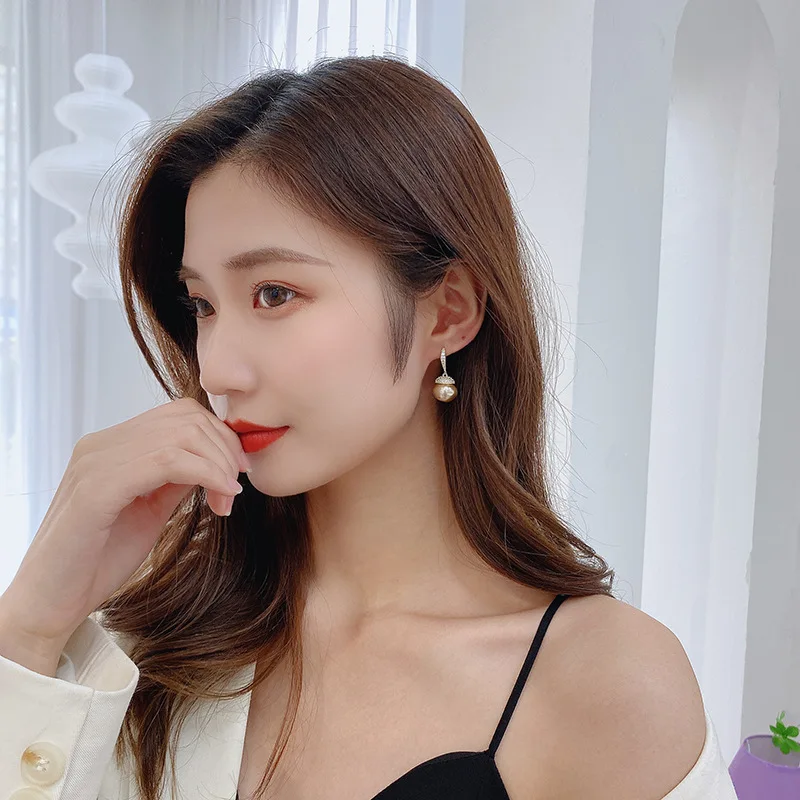 

AJC New fashion Zircon Retro Pendant Charm Circle Ear Hook Small Jewelry Women's Earring Pearl Earring