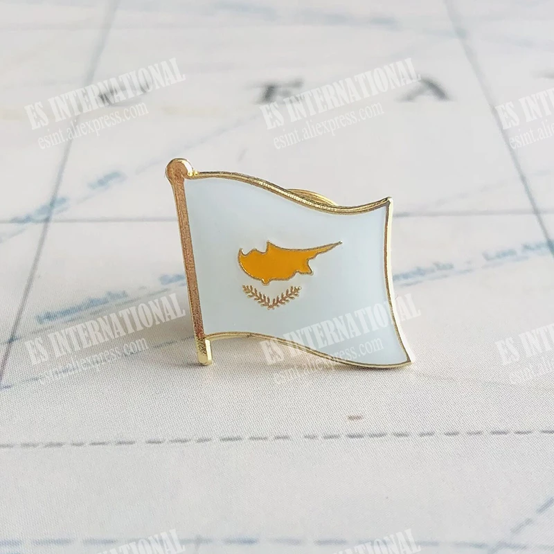 Значок на лацкан с национальным флагом Кипра брошь из эпоксидной смолы