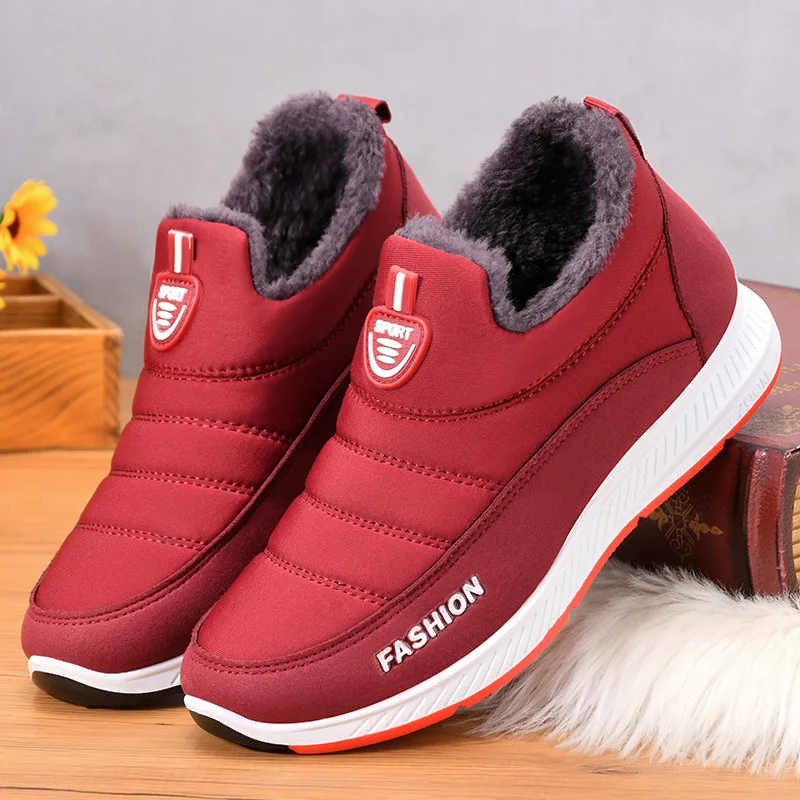

Old Beijing Cloth Shoes Fashionable Shoes Autumn and Winter New Middle-Aged and Elderly Walking Cotton Boots Cotton-Padded Shoes
