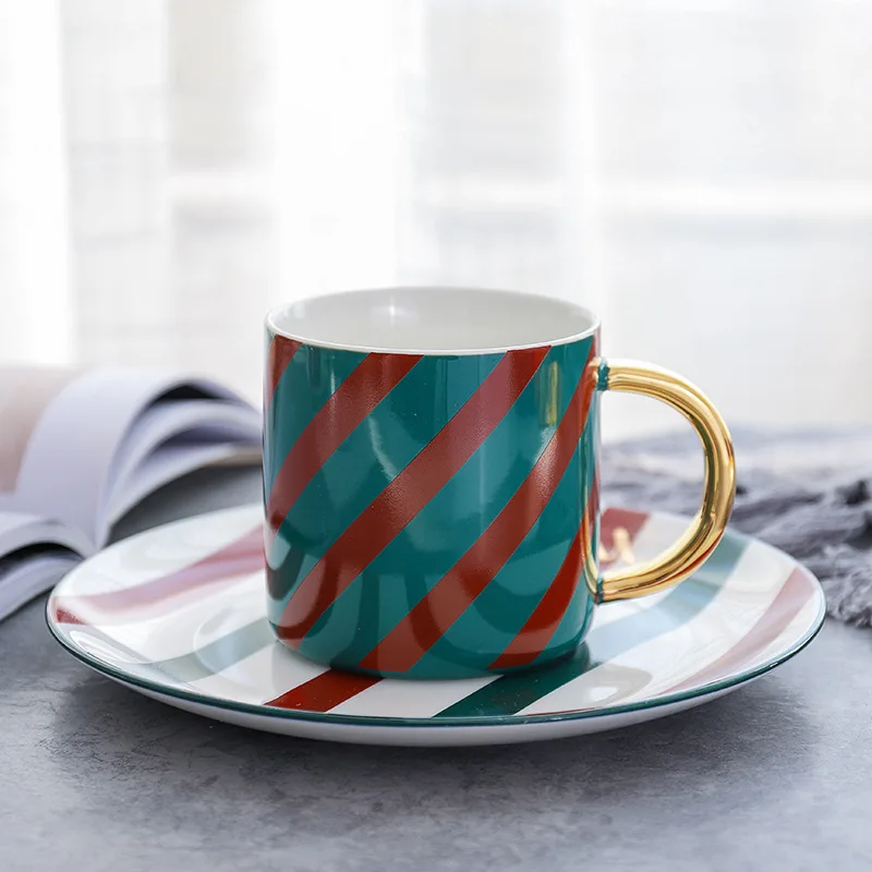 Европейский Креативный набор черно-золотых чашек и блюдец кемпинговая чашка