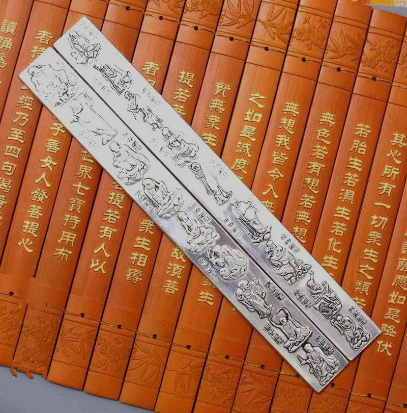 

Chinese Tibet Silver Carved Paperweight (18 Luo Hantu) Buddha Statue Study Room Decoration Gift