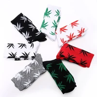 5 pairs of mens classic durable maple leaf socks black white red