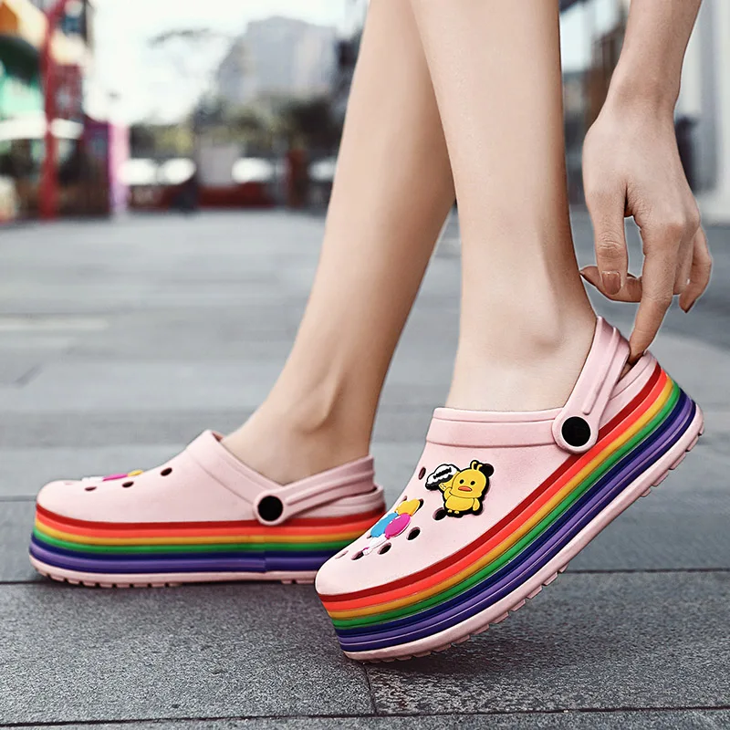 Сандалии женские из ЭВА Нескользящие пляжные шлепанцы мультяшный рисунок без