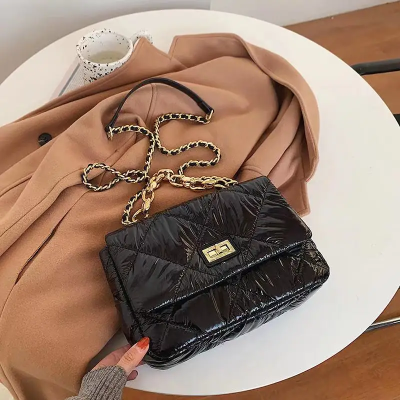 

2021 New Fashion Down Suede Handbag Handbag Embroidery Shiny One-shoulder Chain Bag Purses and Handbags Luxury Designer Sac Luxe