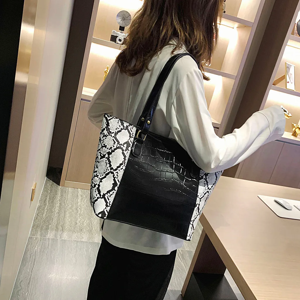 Женская сумка через плечо под змеиную кожу модная из крокодиловой кожи