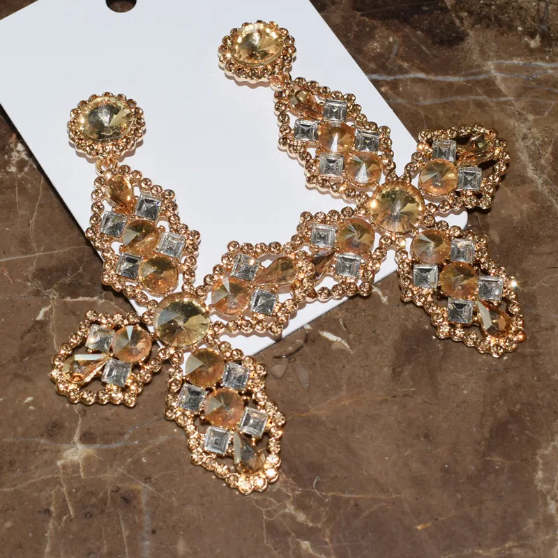 Женские серьги-подвески с кристаллами из стекла