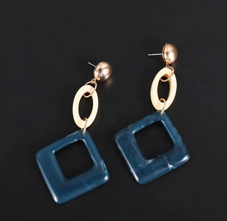 

2021 New Fashion Jewelry Studs Women Retro Temperament Exaggerated Korean Fashion Trend Earrings for Women Wholesale Hot Sale