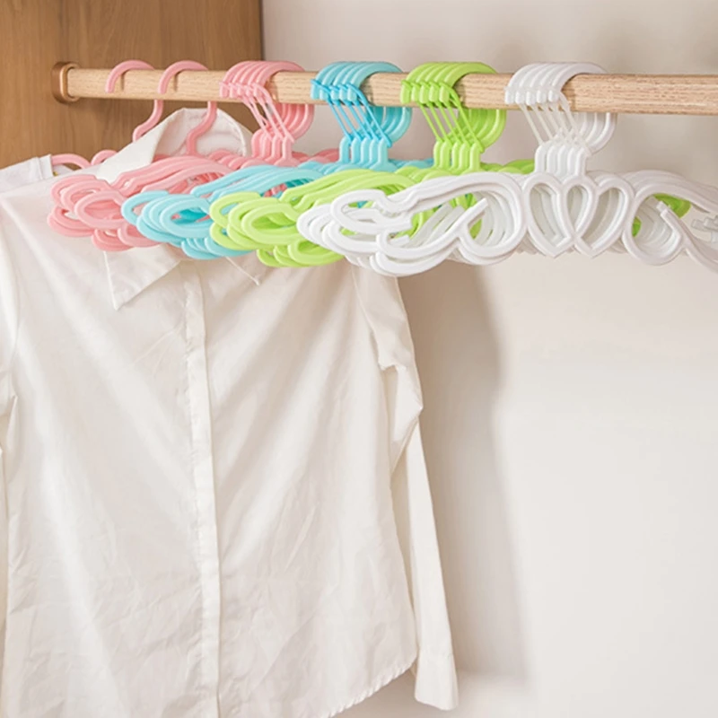 Plastic Angel Wing Love Heart Connect Hearts Clothes Hanger Scarf Tie Underwear Handbag Storage Rack for Home Bedroom P15F