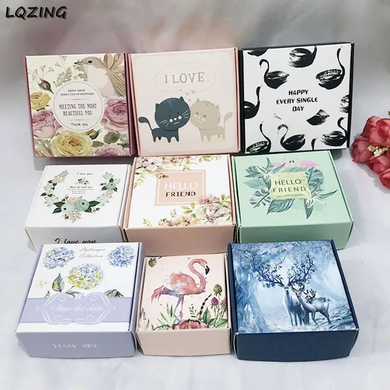 Картонные коробки с рисунком рождественского оленя складные из крафт-бумаги