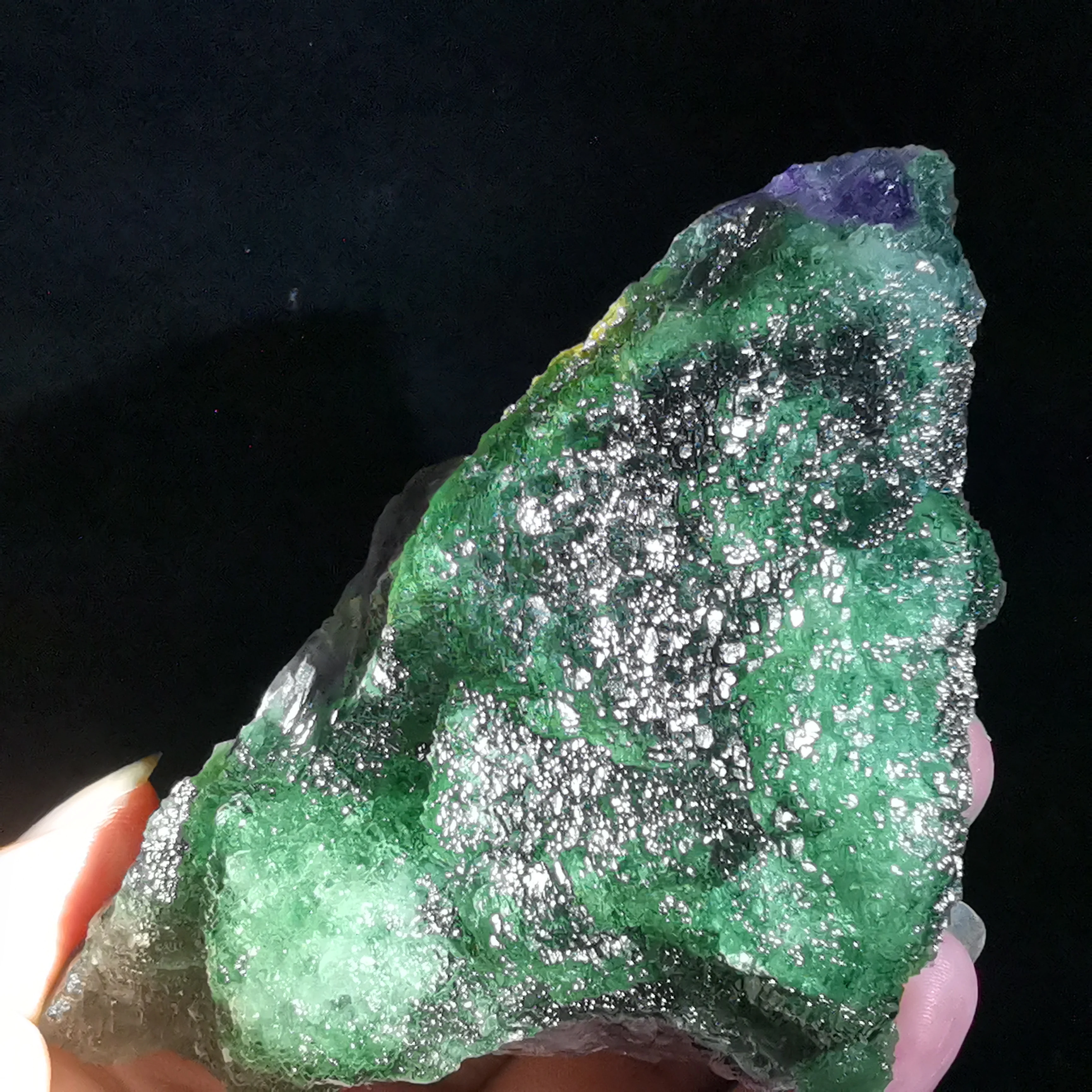 

341.6g100% rare natural green fluorite shining polyhedron ladder shaped quartz energy stone decorative mineral specimens